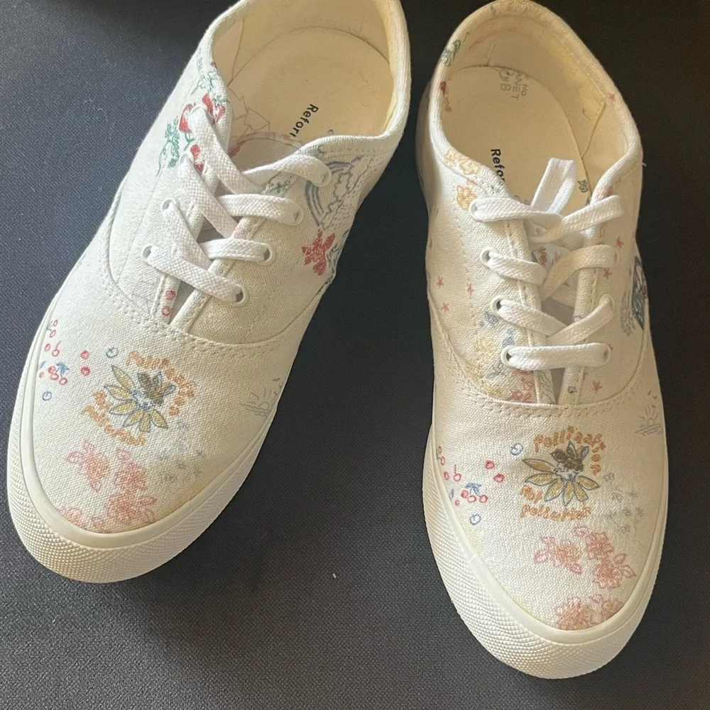 Reformation white sneakers - Picture 2 of 2